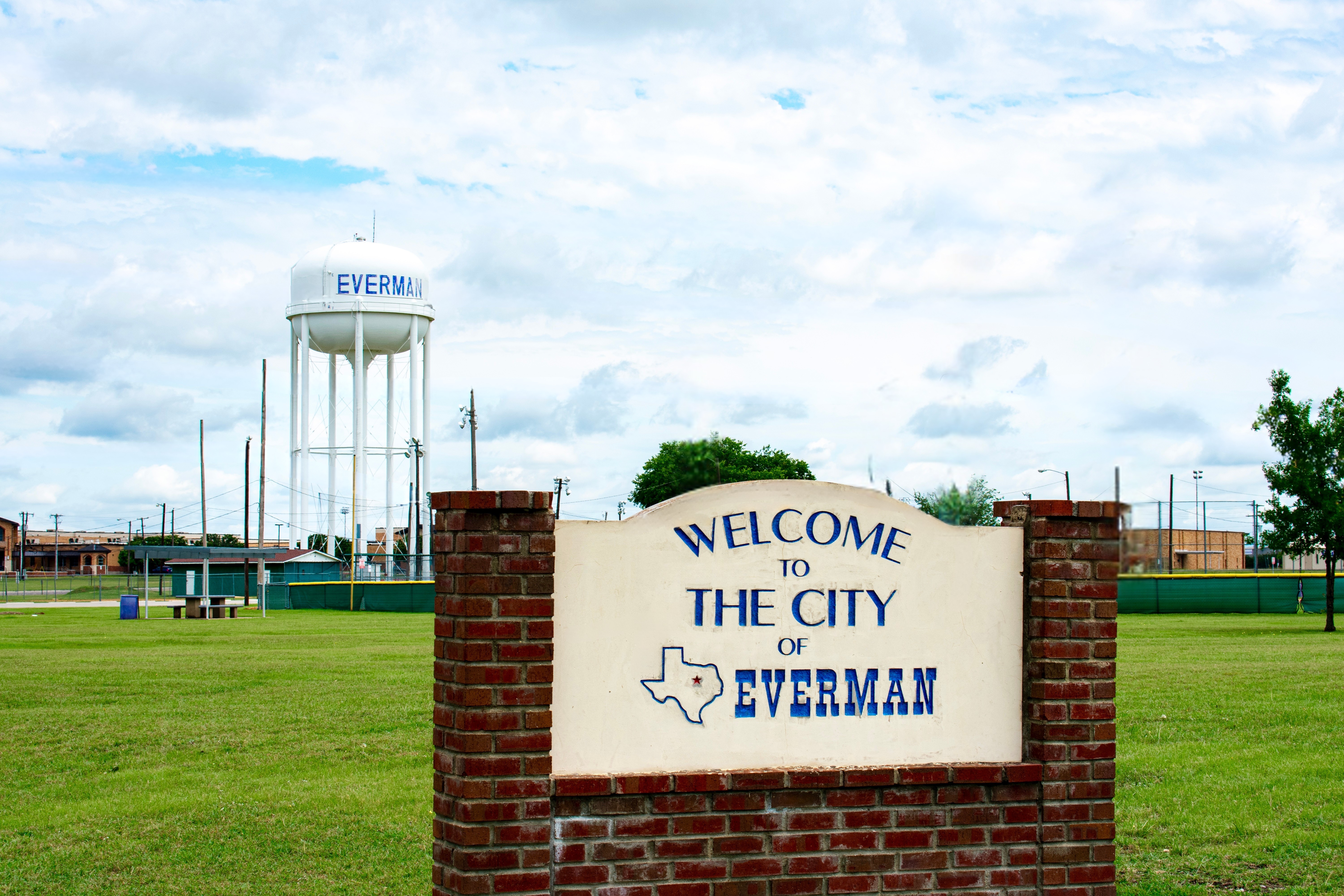 Everman, TX